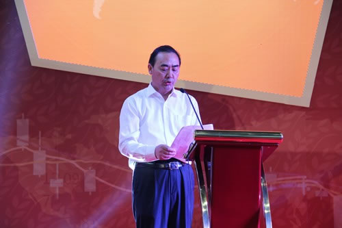 省農委主任孫正東宣布儀式開始