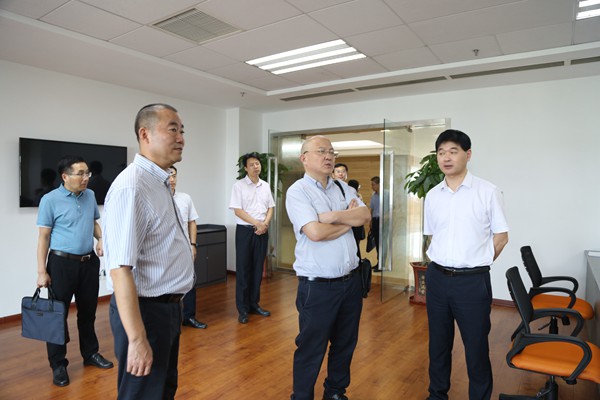 證監(jiān)會打非局竺煜副局長